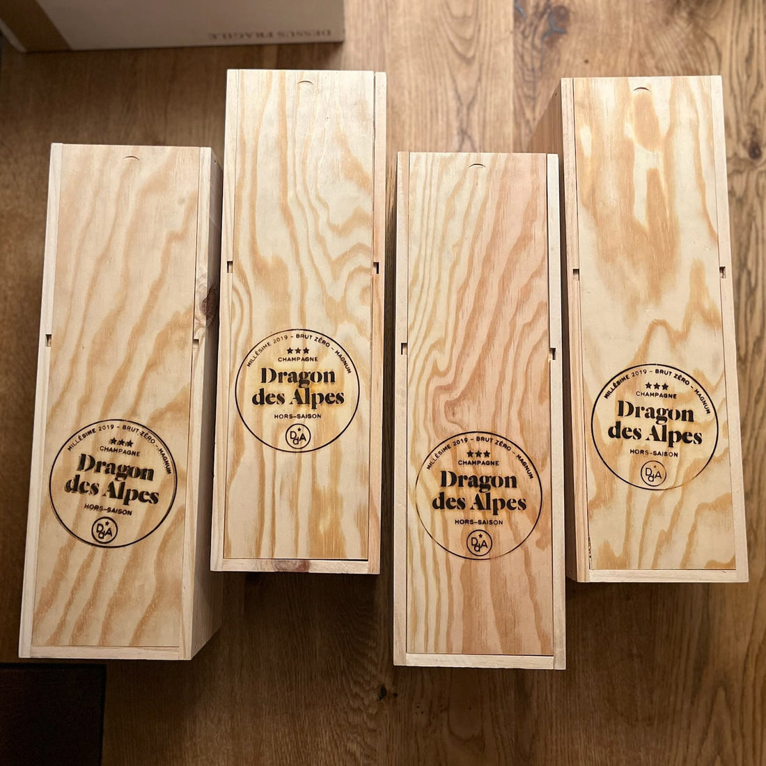 Les premiers magnums de Dragon Hors Saison sont en route